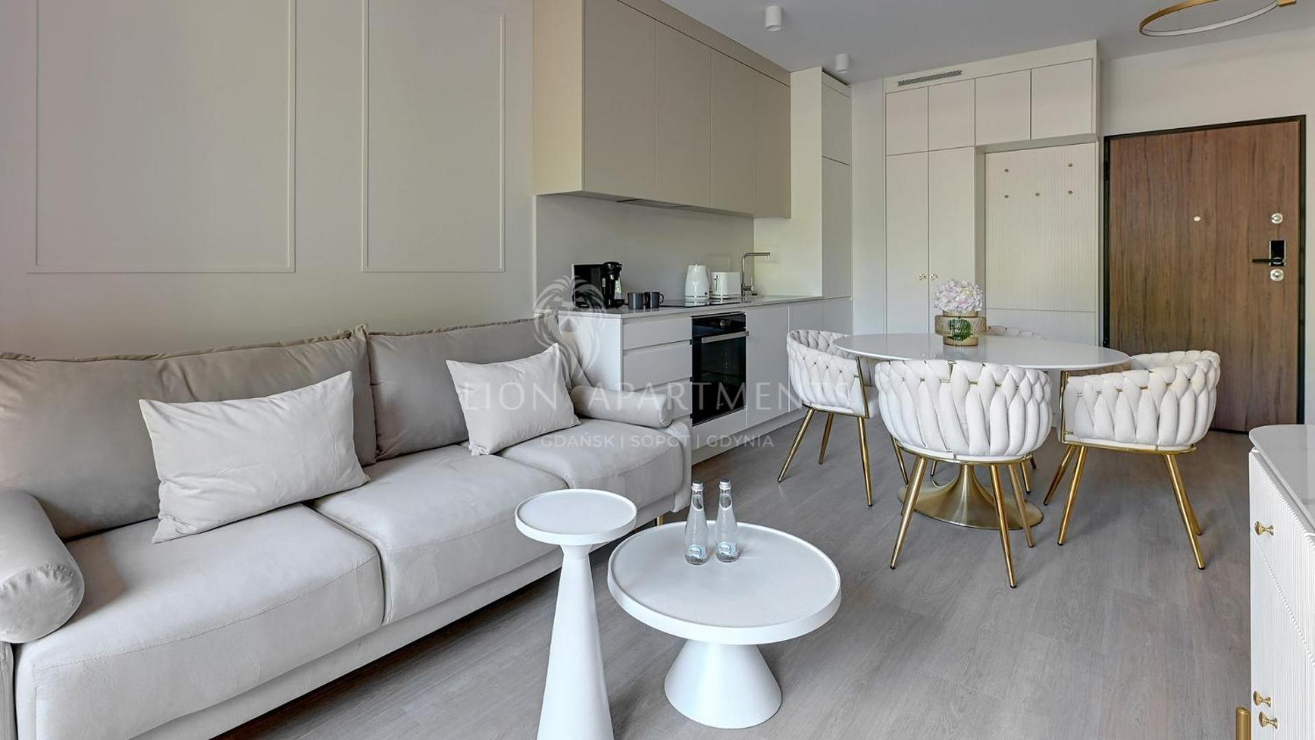 Premiem Cube Apartments In Center By Lion Apartments Гданьск Экстерьер фото
