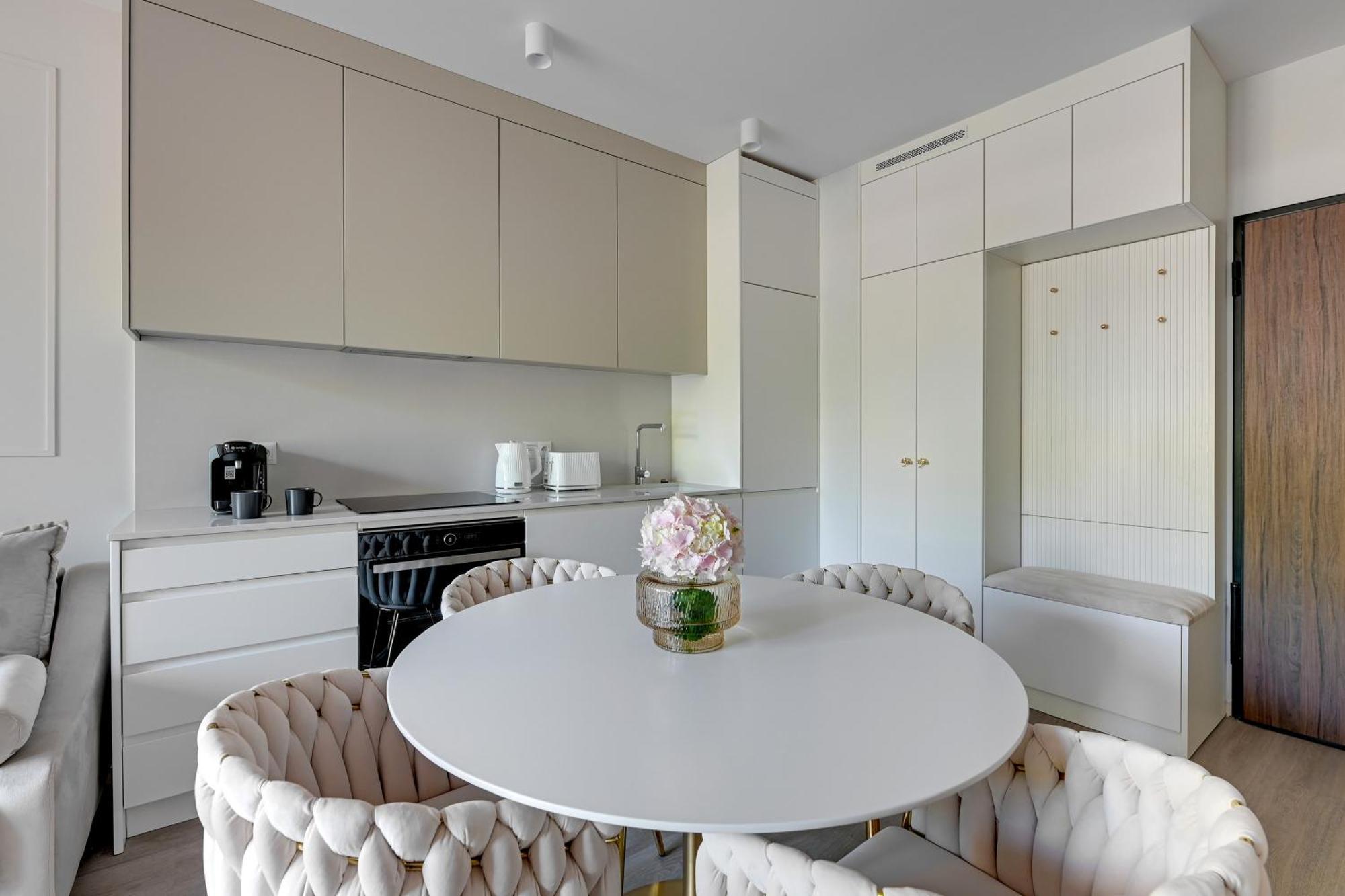 Premiem Cube Apartments In Center By Lion Apartments Гданьск Экстерьер фото